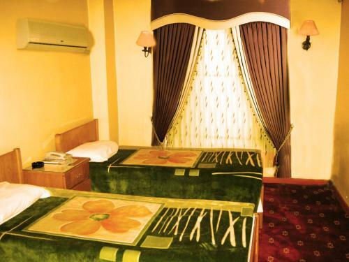 Yunus Hotel