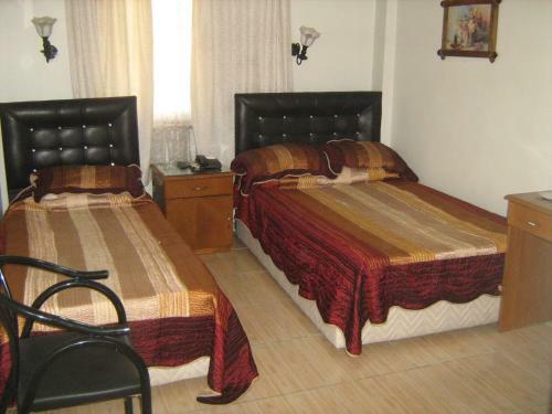 Yunus Hotel