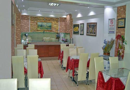Yunus Hotel