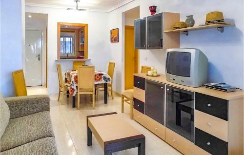 Nice Apartment In Oropesa With 2 Bedrooms