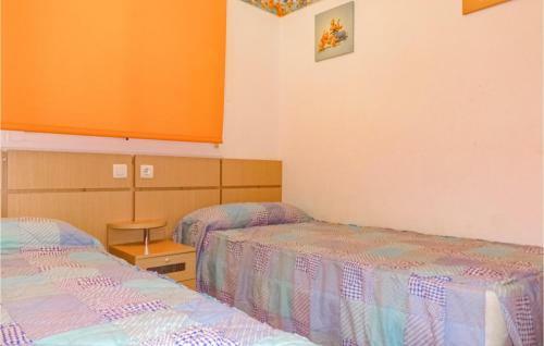 Nice Apartment In Oropesa With 2 Bedrooms