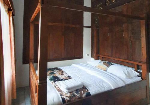 Hotel Mendulang Lembang Resort & Resto