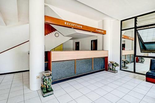 Oyo Flagship 90658 Hotel Asteria