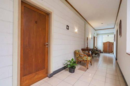 Urbanview Hotel Rumah Asri Bandung