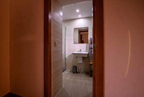 Finca Con Piscina En Doni�os