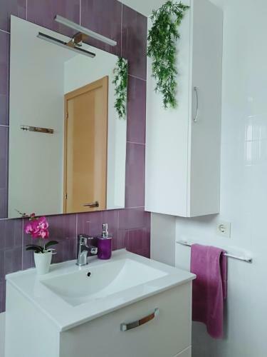 Apartamento Esteiro -parking-wifi-piso 1
