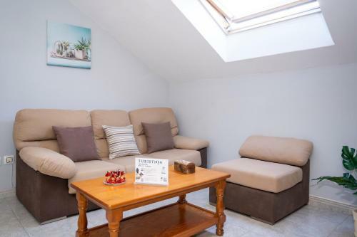 Apartamento Turistiqa - �tico Ferrol Centro Vut-co-02715