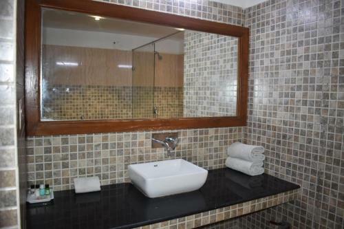 Hotel Aravali Heights