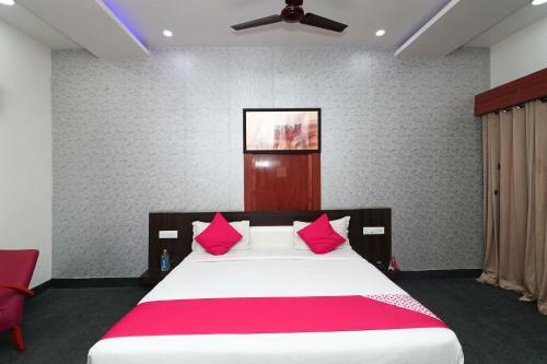 Oyo 16499 Hotel Moti Dungri Palace
