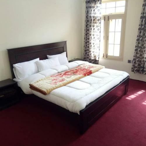 Hotel Hunza Regency Inn