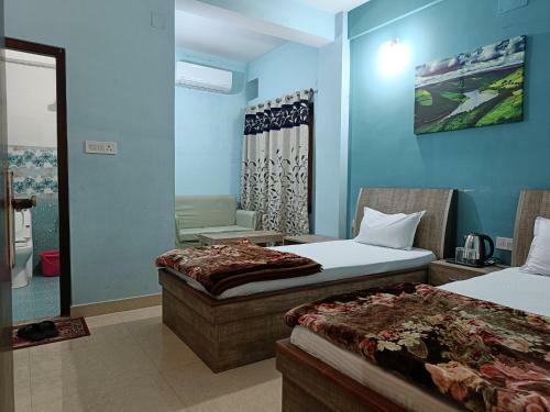 Hotel Vrindavan Palace