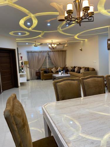 Bed & Breakfast Continental Boutique House