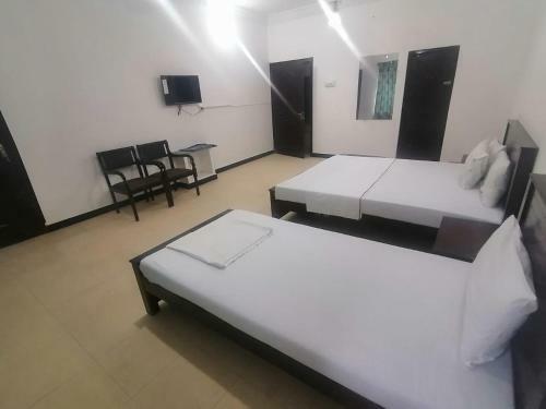 Hostal Lux Lounge Guest House