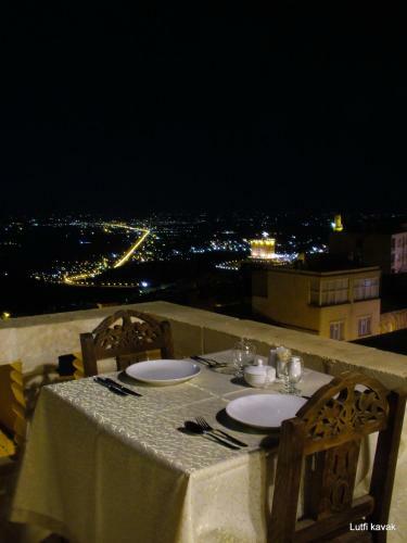 Kadim Hotel