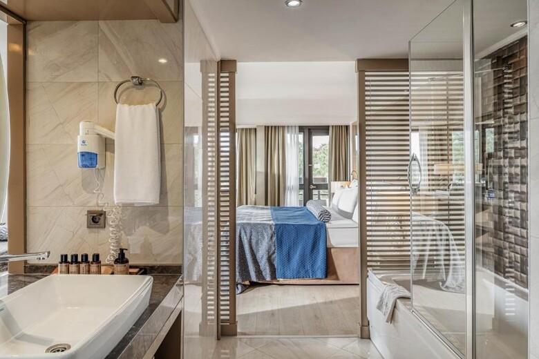 Hotel Balmy Foresta