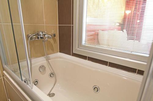 Sahin Park Hotel