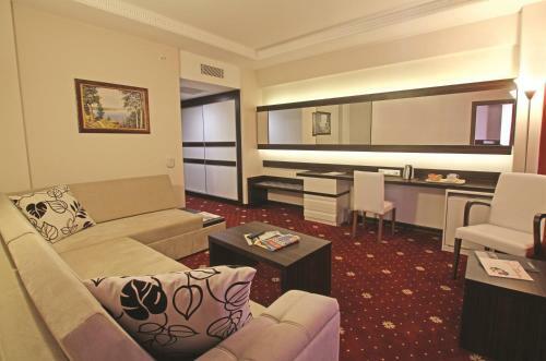 Sahin Park Hotel