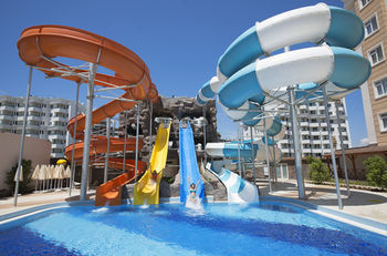 Hotel Ramada Resort Lara