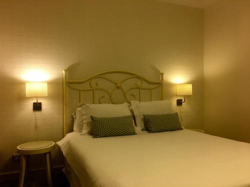 Hostal Piccolo Mondo Hotel