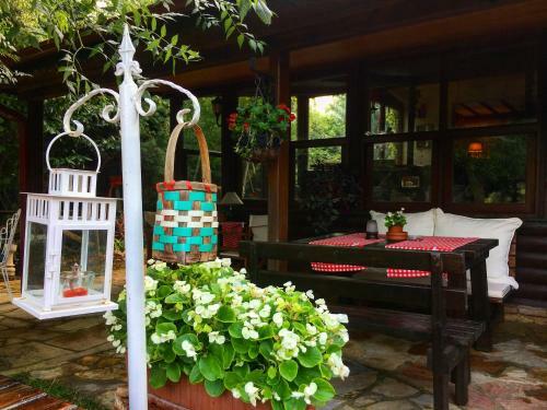 Hostal Piccolo Mondo Hotel