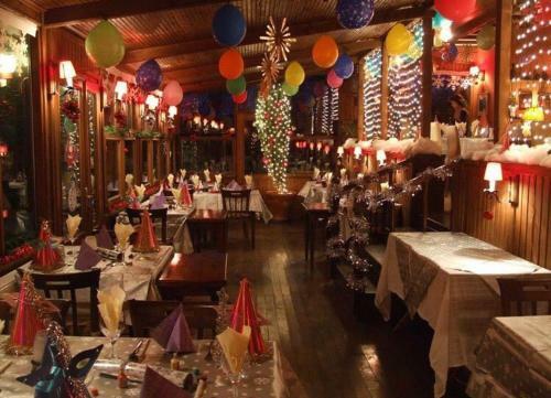 Hostal Piccolo Mondo Hotel