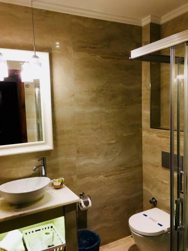 Hostal Piccolo Mondo Hotel
