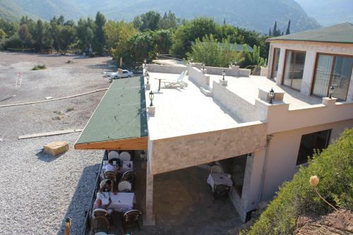 Changa Hotel
