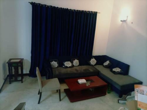 Hostal Awari Guest House