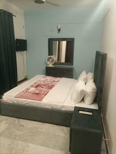 Hostal Awari Guest House