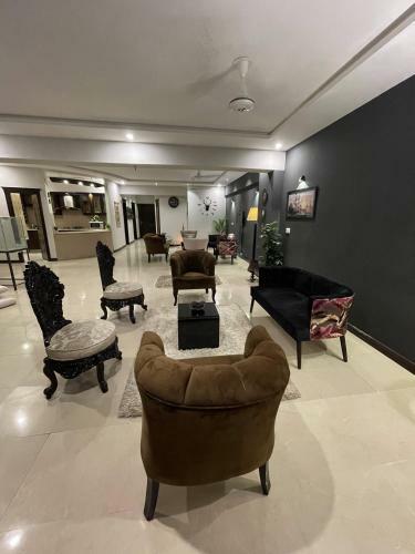 Freddy?s Luxury Apartments