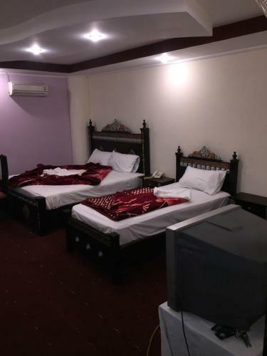 Mid City Hotel