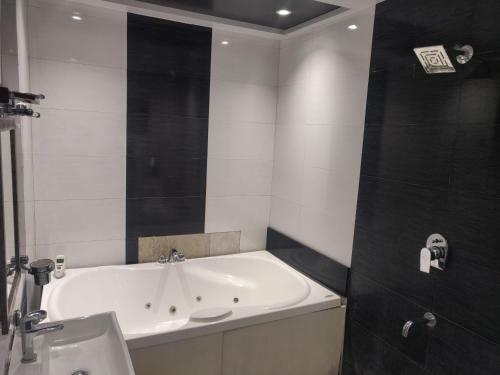 Apartamento Jumbo Pool Villa, Ambernath