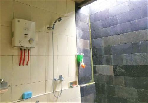 Hostal Madit Jaya Homestay