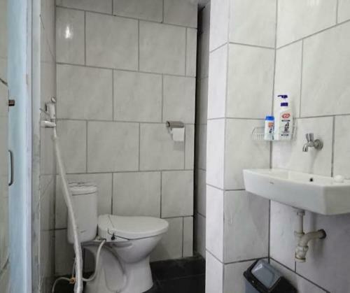 W House Dagati