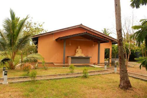 Hotel Athyantha Resort