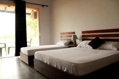 Hotel Athyantha Resort