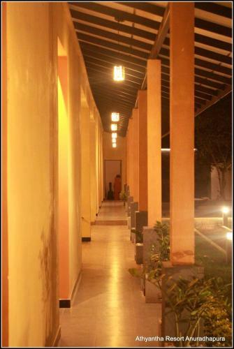 Hotel Athyantha Resort