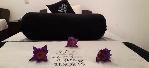 Hostal Abhaya Resorts