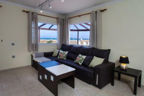 El Castillito, Beachfront Villa