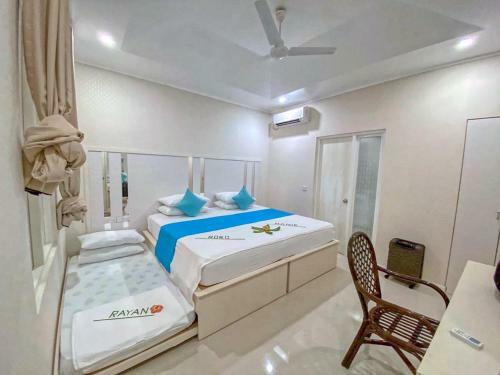 Hotel Hevana Holidays