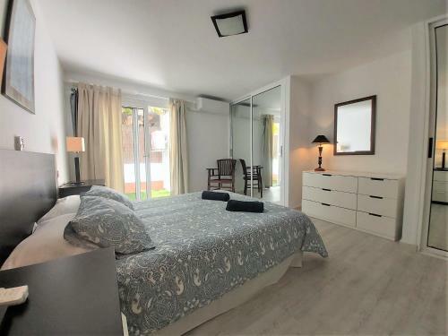 Apartamento Breeze View House By The Sea