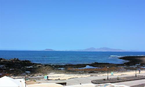Apartamento Breeze View House By The Sea