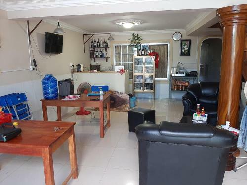 Hostal Noname Guesthouse