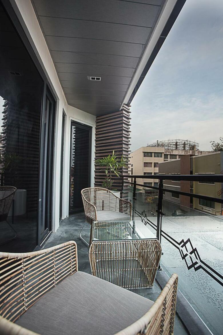 Hotel Stonehill Suites
