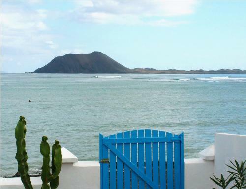 Villa Maluhia Beachfront
