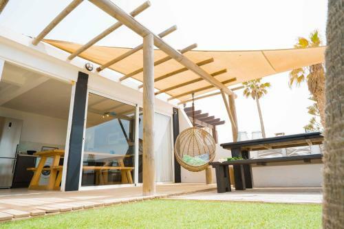 Villa Maluhia Beachfront