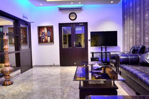 Hotel Al-jazeera Lodges