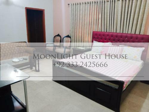 Hostal Moonlight Guest House