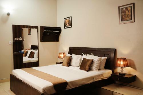 Hotel Diamond Lodge