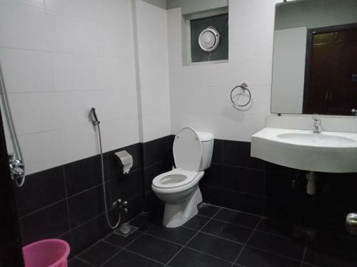 Hostal Hira Guest House